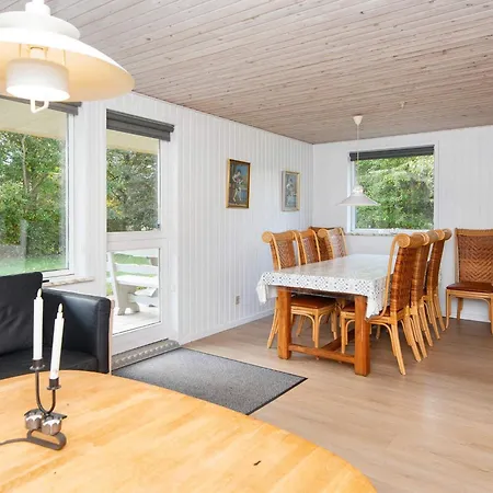 8 Person In Hébergement de vacances